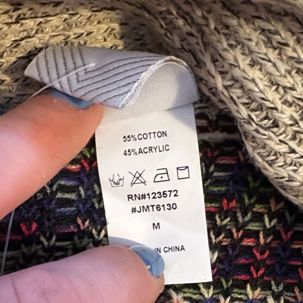 NWT Northern Angel Aztec Southwestern Cardigan Long Sweater. Size Medium - Picture 6 of 8